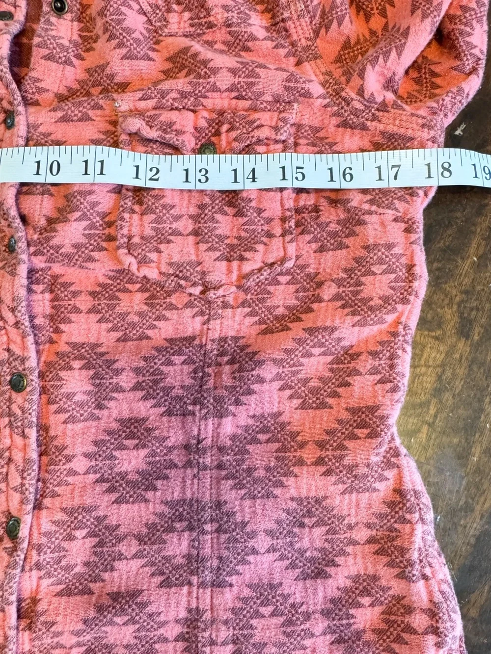 RYAN MICHAEL Apache Women’s Coral Print Western Metal Snap Front Top Sz S